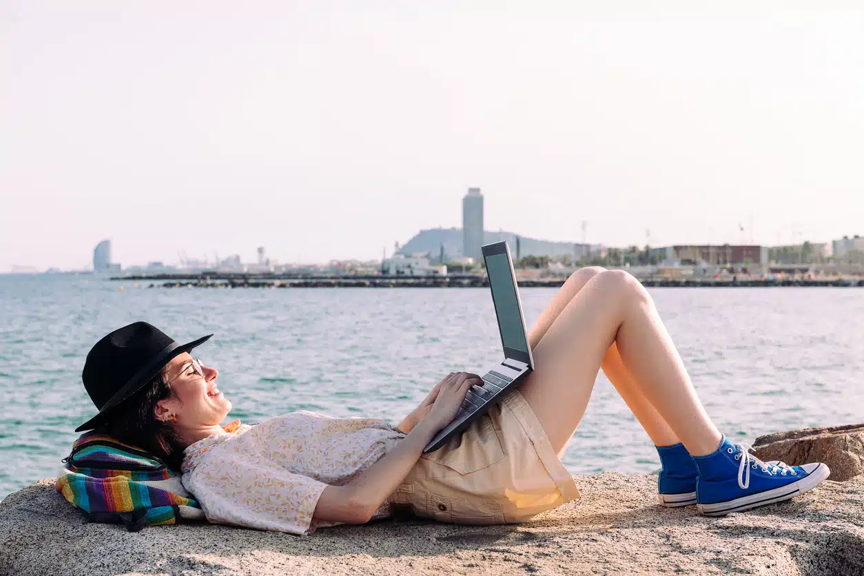 Influx-Of-Digital-Nomads-In-Barcelona-Is-Forcing-Locals-To-Move-Out.jpeg